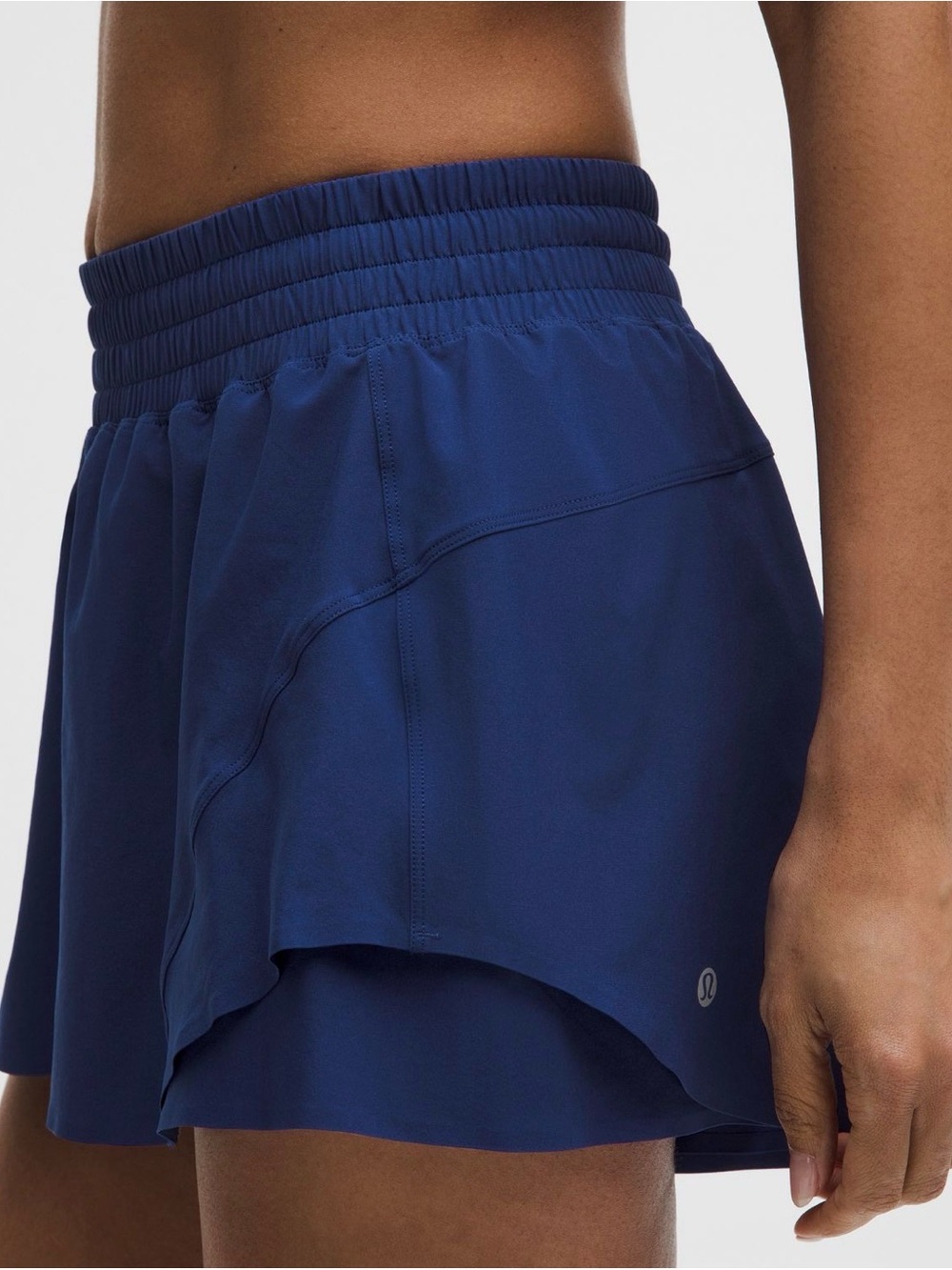 NWT lululemon shake it out high rise running short 2.5 clubhouse blue sz XS